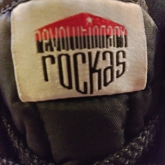 Women's 9.5 Nike Revolutionary Rockas - Picture 6 of 6